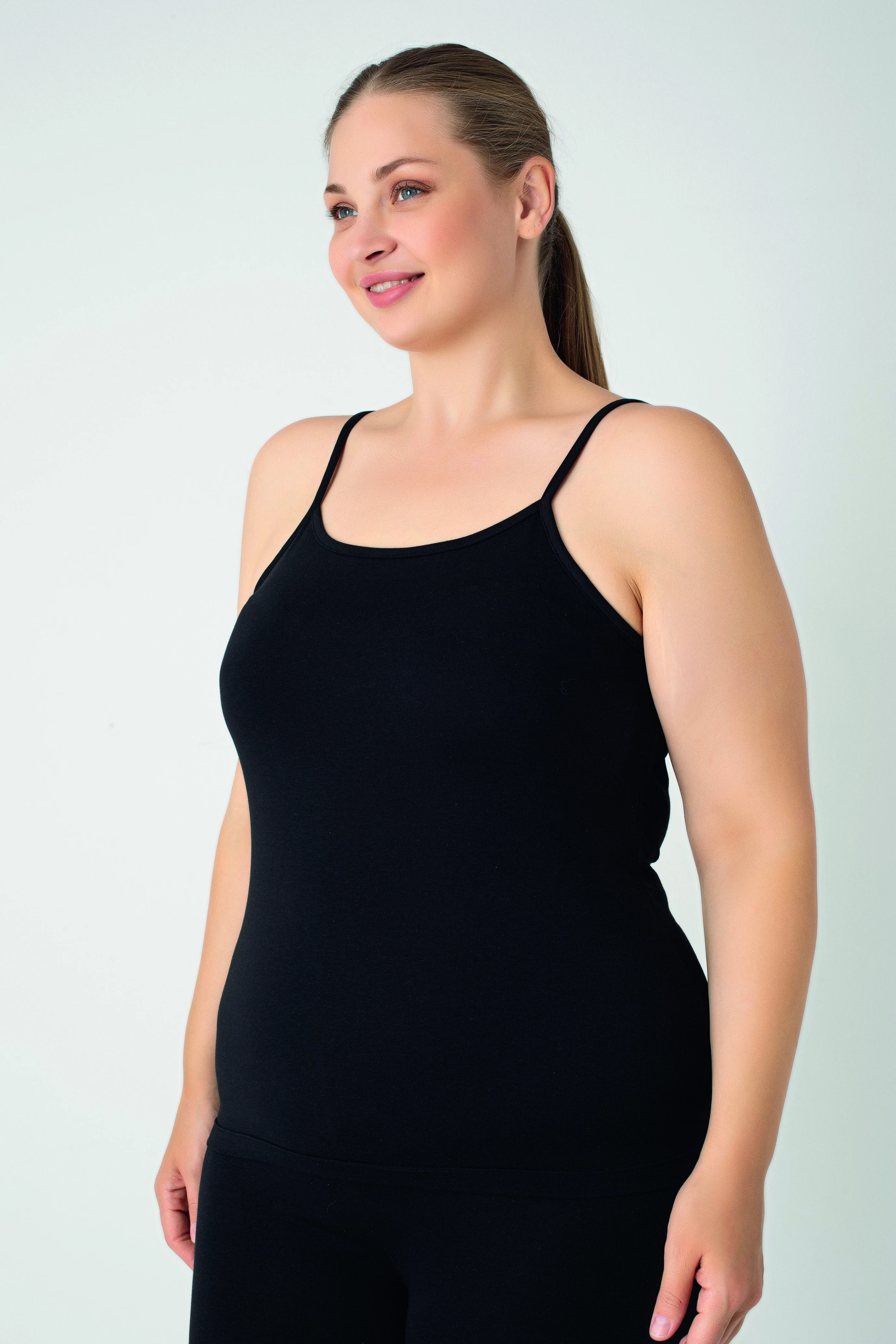 Kadın Battal Modal İp Askılı Atlet C801-026